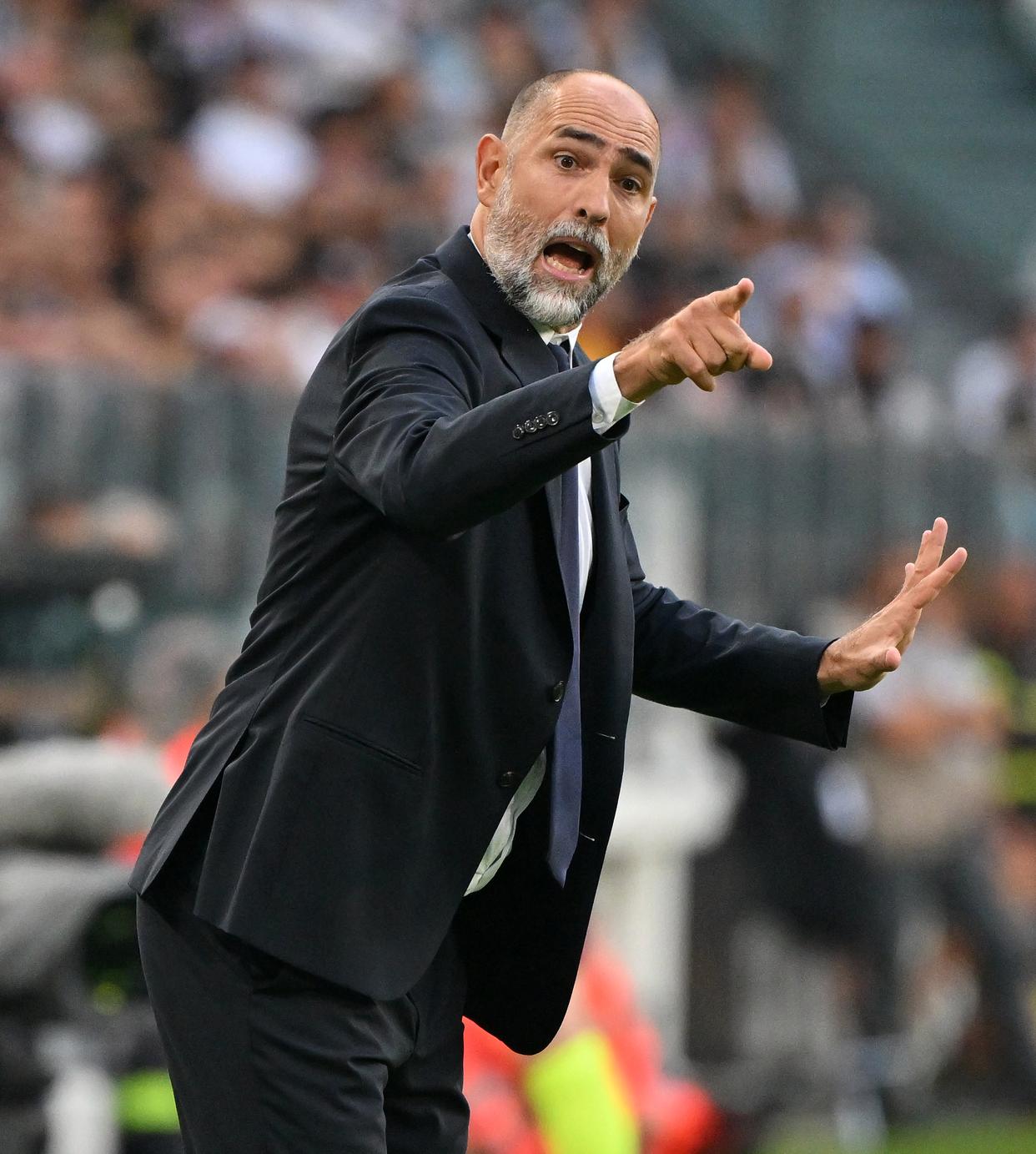 英雄联盟官网-包含刚刚！今晨意甲传出新动向清晨山东泰山遗憾出局——意甲节点到来，国际米兰转会期队长鼓劲的词条