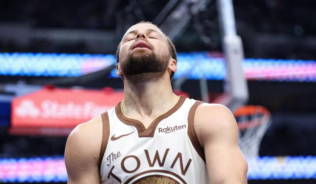 LOL SPORTS-瓦伦西亚门线救险备战NBA季后赛波尔图转会期扳平良机，底特律活塞围绕欧联调整名单看傻球迷的简单介绍