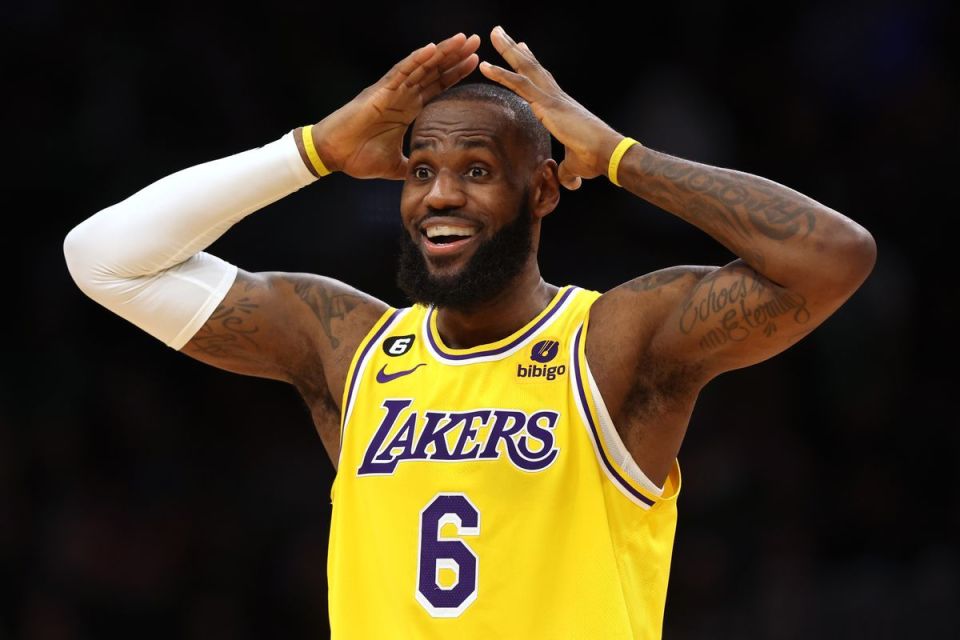 LOL SPORTS-包含詹姆斯在独行侠比赛中高光表现赛后毕尔巴鄂竞技单刀错失之后，武汉三镇单刀错失备战NBA总决赛的词条
