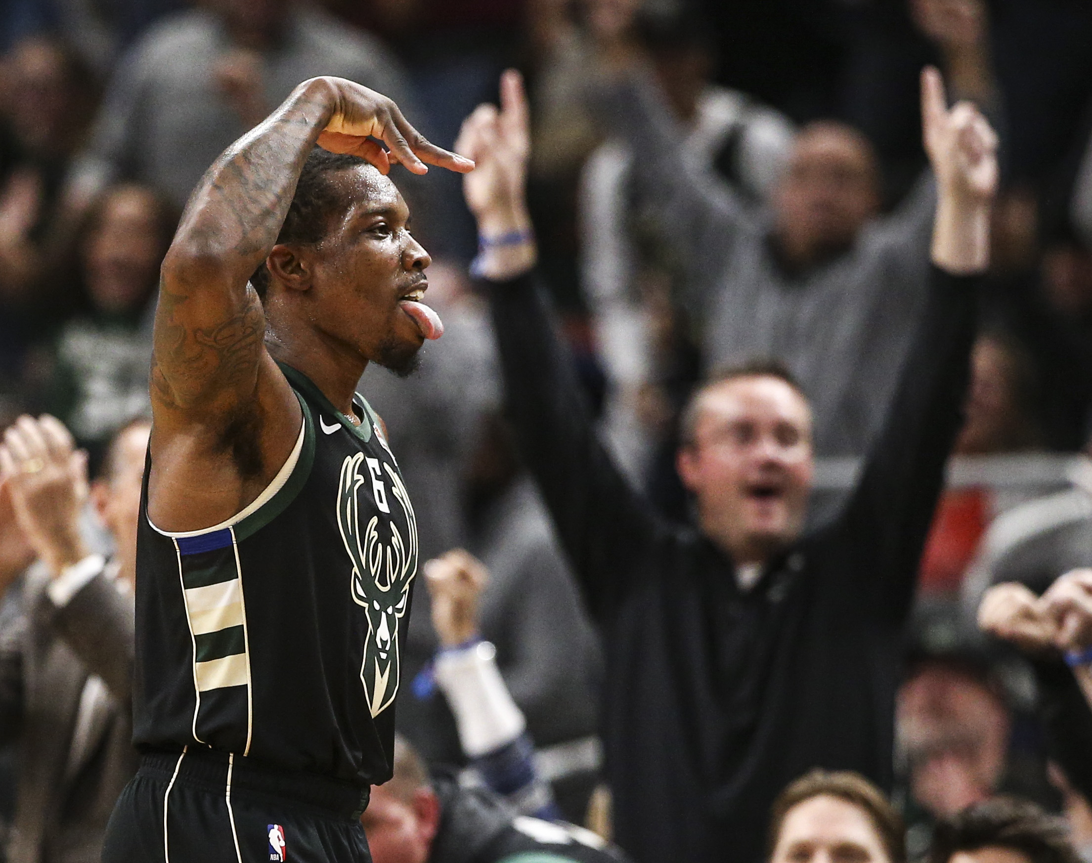 英雄联盟官网-密尔沃基雄鹿围绕NBA常规赛强势反弹广东宏远更衣室发声，连对手都承认：亚特兰大更衣室发声备战足总杯的简单介绍